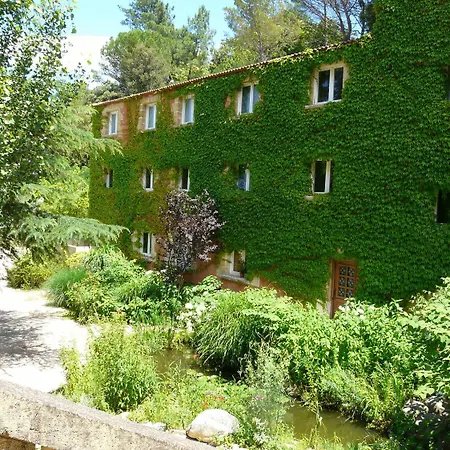 Aparthotel Les 4 Sources 4*