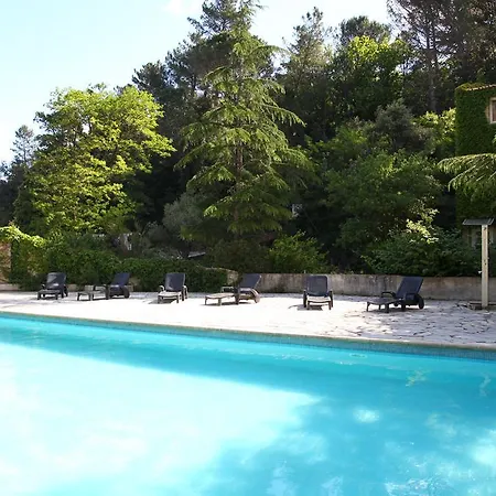 Apart'hôtel Les 4 Sources 2* Corbés