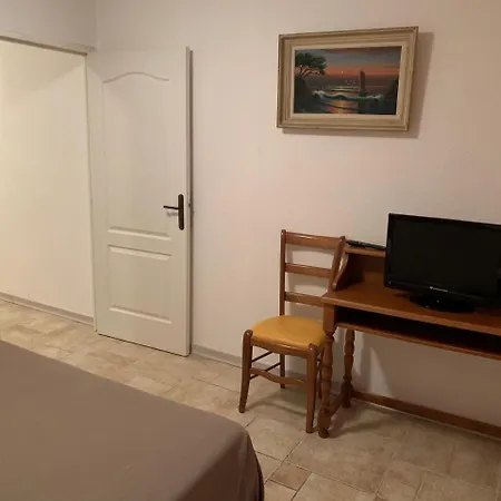 Apart'hôtel Les 4 Sources 2* Corbés